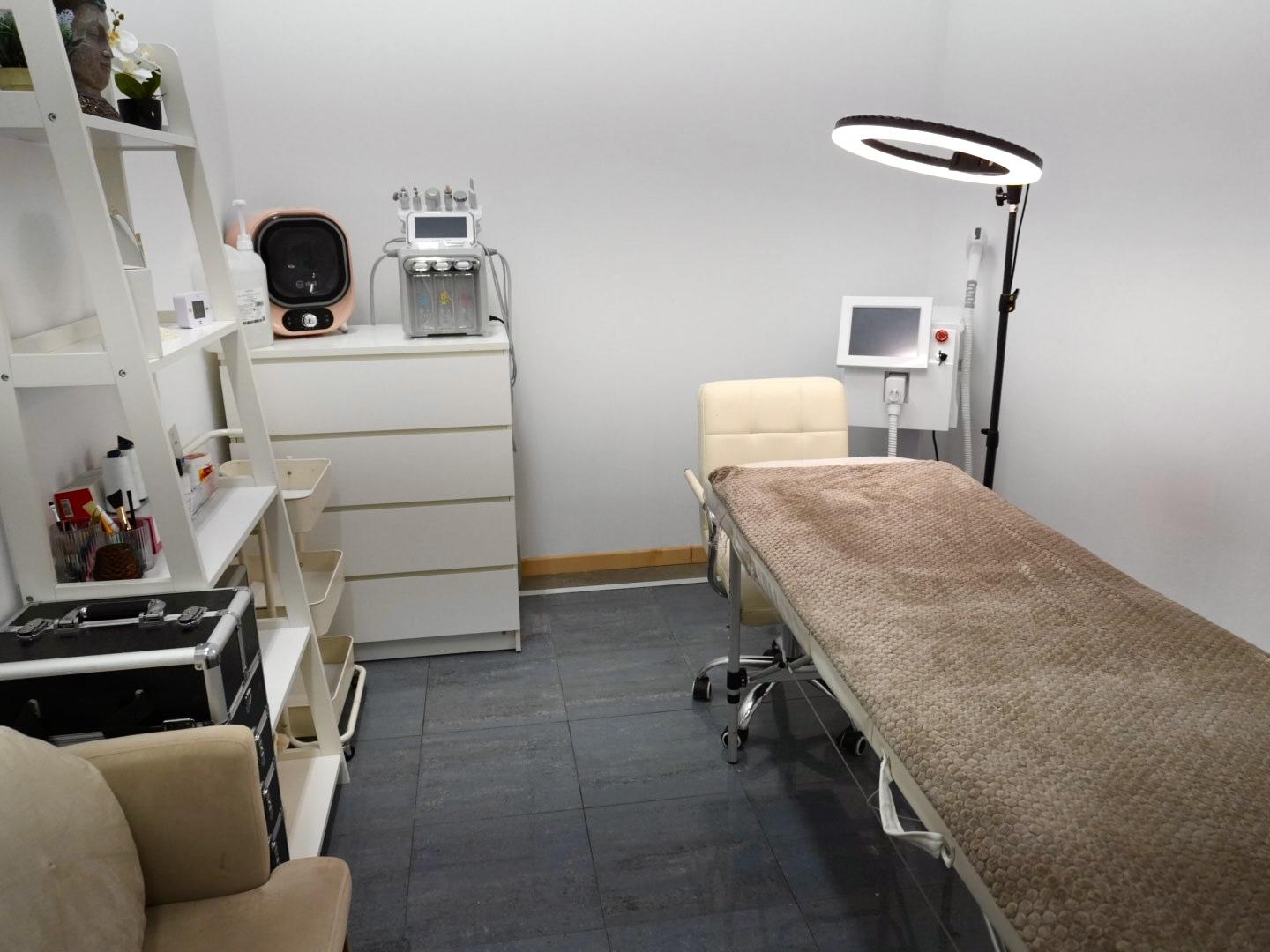 cabina-tratamientos-esteticos-vanessa-surgent-burriana